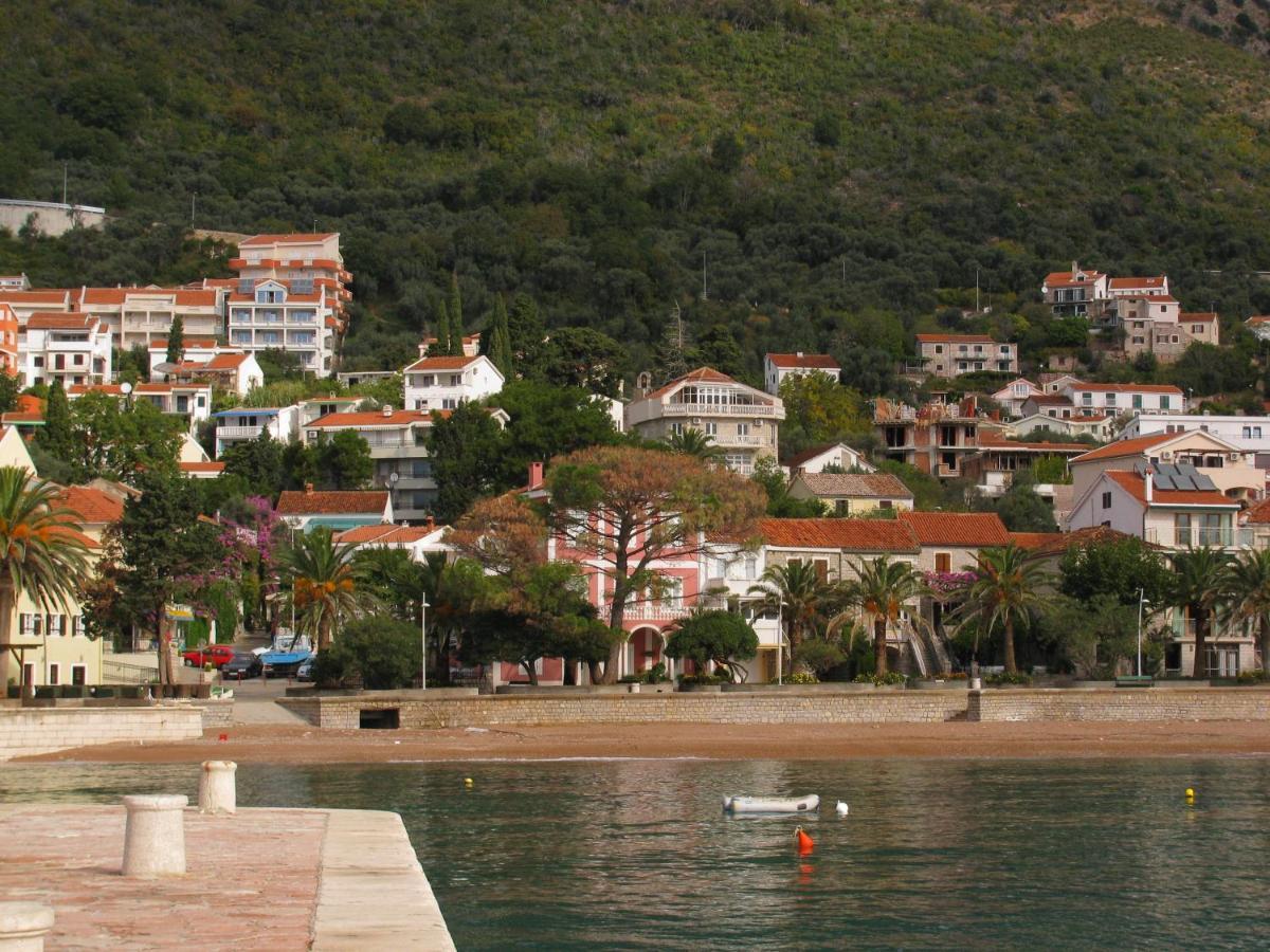 Apartments Pod Lozom With Seaview Petrovac Pokój zdjęcie